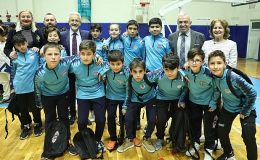 Nilüfer Belediyesi amatör sporcuların yanında