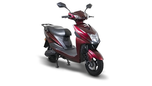 A101 23 Mayıs’ta Uygun Fiyatlı Elektrikli Moped Satıyor