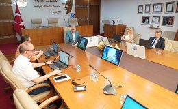 Rektör Prof. Dr. Budak, “Üniversitemiz yerli yazılım projelerine yenilerini eklemeye devam ediyor”